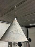 Oude industrieële lamp, Huis en Inrichting, Lampen | Hanglampen, Gebruikt, Inustrie - landelijk, 50 tot 75 cm, Ophalen of Verzenden
