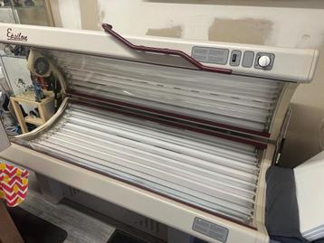 Zonnebank beschikbaar voor biedingen