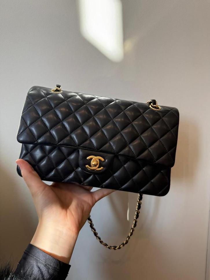 Chanel medium double flap, Bijoux, Sacs & Beauté, Sacs | Sacs Femme, Comme neuf, Enlèvement