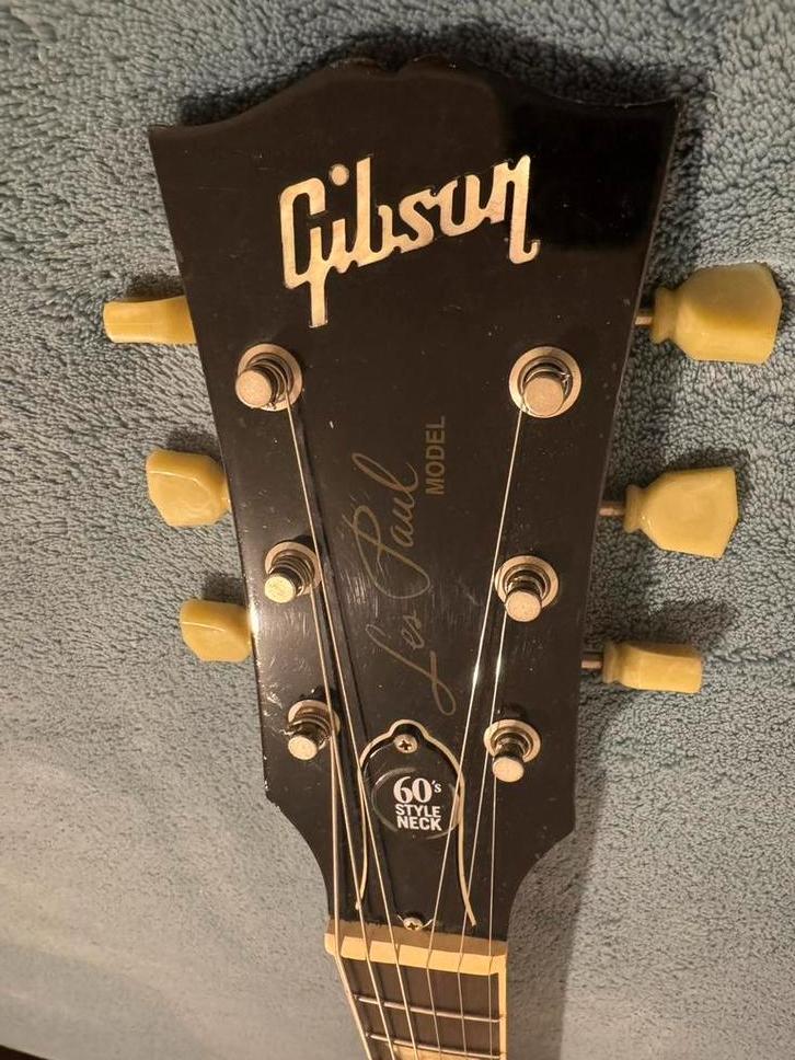 Gibson, les Paul standard - 2000 - 60’s NECK, Musique & Instruments, Instruments à corde | Guitares | Électriques, Comme neuf