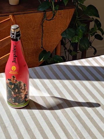 Fles Rode Duivels WK Brazilië 2014 beschikbaar voor biedingen