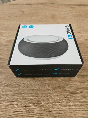 Draadloze luidspreker incl. 10 watt draadloze oplader REEVES beschikbaar voor biedingen