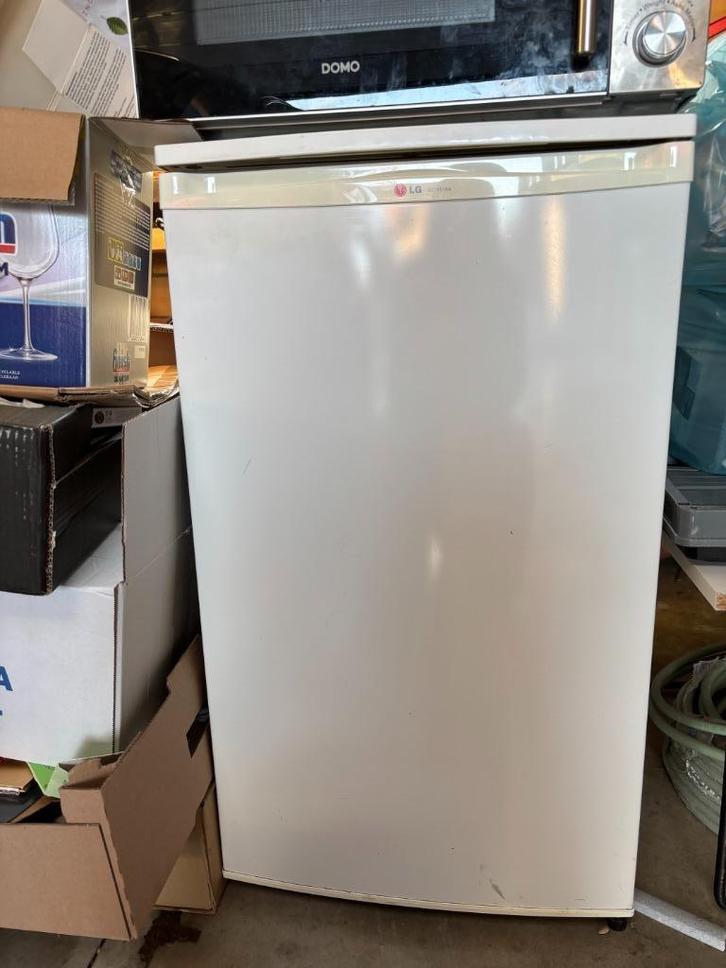 Frigo ideaal voor kotstudent, Elektronische apparatuur, Koelkasten en IJskasten, Gebruikt, Met aparte vriezer, 100 tot 150 liter
