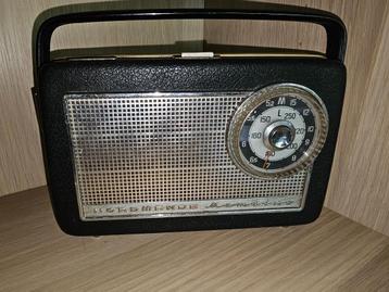 Vintage Radio's uit de jaren 60 omgebouwd tot bluetooth radi