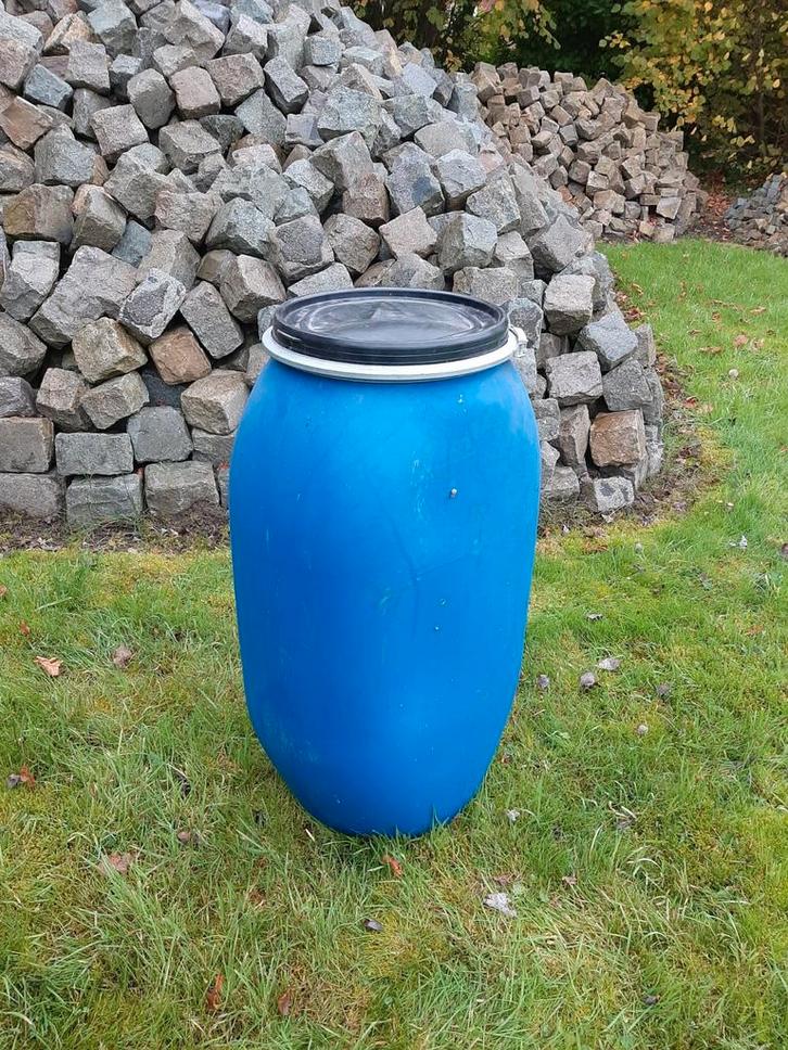 Blauwe ton, Tuin en Terras, Regentonnen, Zo goed als nieuw, Ophalen