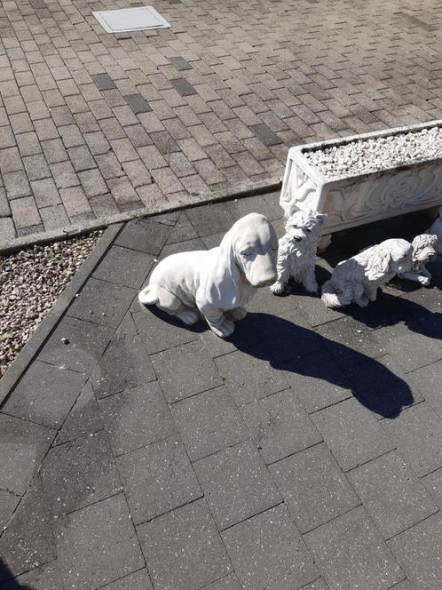 Tuinbeeld Hond ( Basset ), Tuin en Terras, Tuinbeelden, Gebruikt, Dierenbeeld, Steen, Ophalen