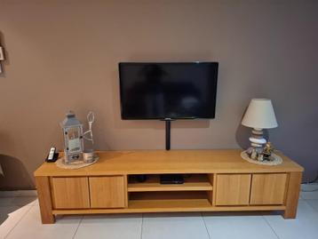 Televisiekast beschikbaar voor biedingen