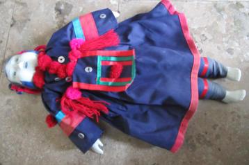 sierpop, chinese, in porcelein beschikbaar voor biedingen