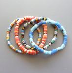 Ensemble de 4 bracelets africains bleus extensibles en verre, Bleu, Avec bracelets à breloques ou perles, Enlèvement ou Envoi
