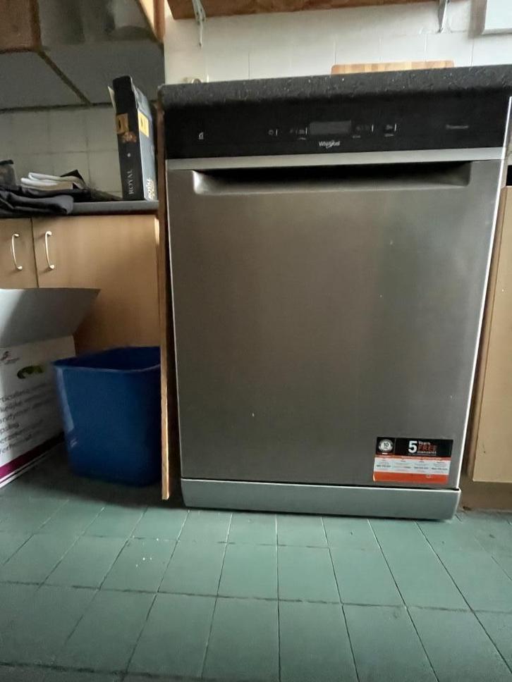 Vaatwasmachine Whirlpool, Elektronische apparatuur, Vaatwasmachines, Gebruikt, Vrijstaand, 85 tot 90 cm, 60 cm of meer, Minder dan 10 liter