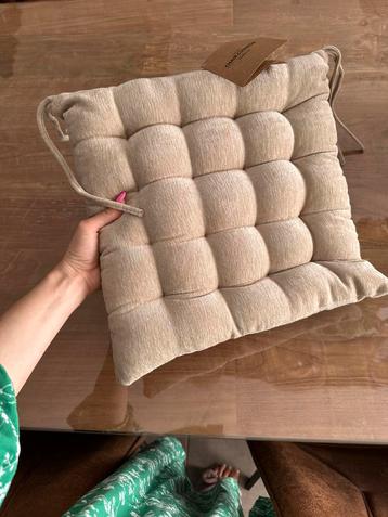 Stoelkussens 2 stuks nieuw! beschikbaar voor biedingen