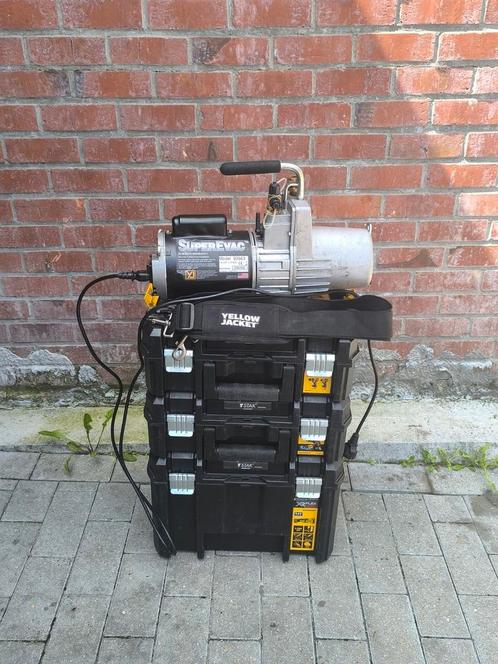 Vacuum pomp Yellow Jacket SuperEvac 93563, Elektronische apparatuur, Airco's, Zo goed als nieuw, Ophalen