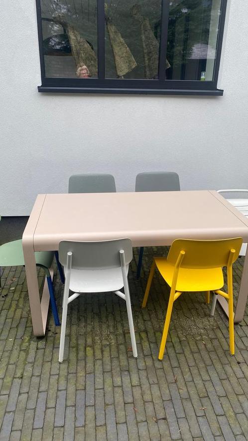 Fermob Bellevie tafel 140x80 kleur nutmeg toonmodel, Tuin en Terras, Tuintafels, Zo goed als nieuw, Ophalen
