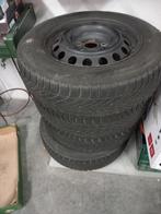 4 winterbanden 195/65-15 pirelli toyota, Auto-onderdelen, Banden en Velgen, Gebruikt, 15 inch, Velg(en), Personenwagen