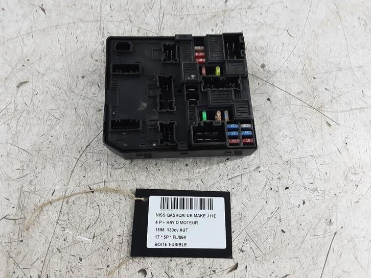 ZEKERINGKAST Nissan Qashqai (J11) (01-2013/-) (284B75NA0A), Auto-onderdelen, Elektronica en Kabels, Nissan, Gebruikt
