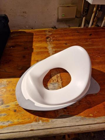 réducteur toilette beaba beschikbaar voor biedingen