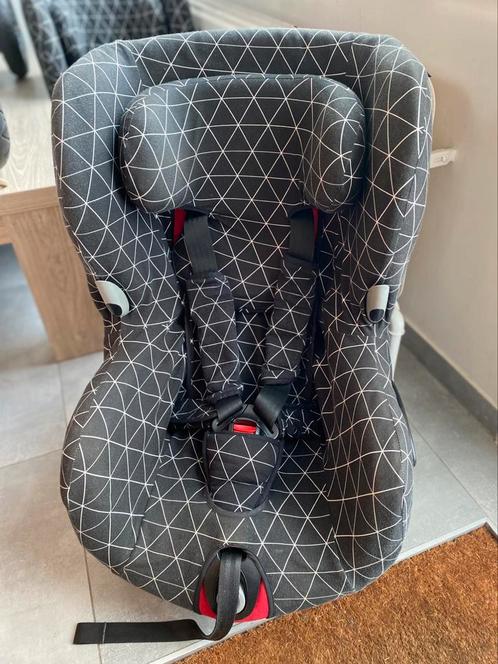Maxi Cosi Axiss Autostoel, Kinderen en Baby's, Autostoeltjes, Zo goed als nieuw, Maxi-Cosi, Autogordel, Slaapstand, Ophalen