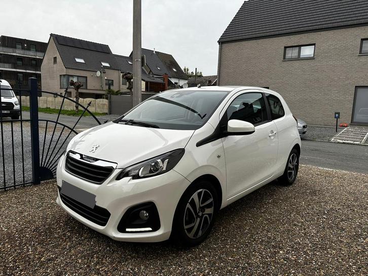 Peugeot 108 Allure 1.2PureTech 12M Garantie, Auto's, Peugeot, Particulier, ABS, Achteruitrijcamera, Adaptieve lichten, Airbags