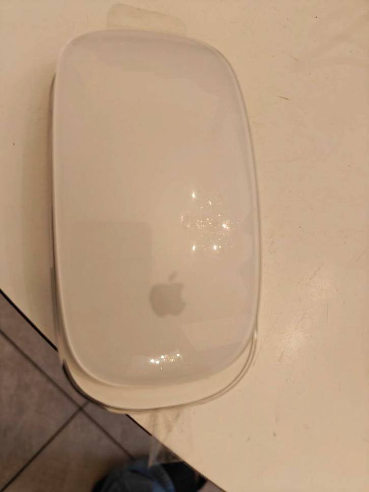 APPLE MAGIC MOUSE ️, Computers en Software, Muizen, Zo goed als nieuw, Ophalen of Verzenden