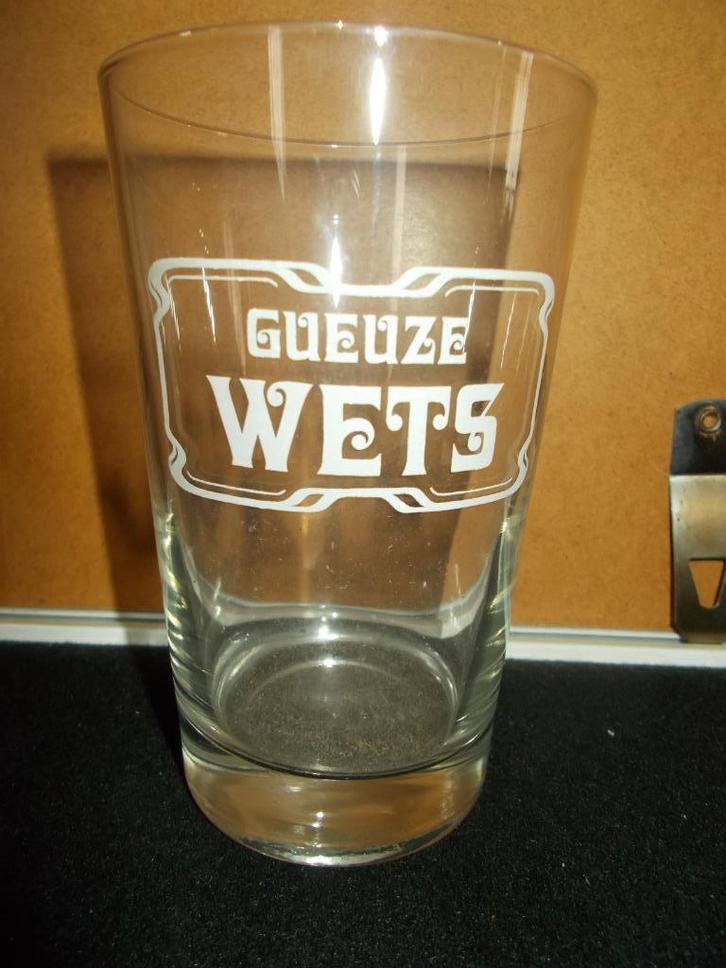 Sint-Genesius-Rode- Gueuze WETS - wit logo - geen ribben, Verzamelen, Biermerken, Zo goed als nieuw, Glas of Glazen, Overige merken