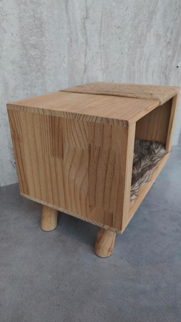 Houten kistje voor katten, Animaux & Accessoires, Meubles griffoirs pour chats, Utilisé, Pièces de meubles à gratter, Enlèvement