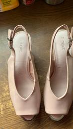 Schoenen pump, Vêtements | Femmes, Vêtements de mariage & Accessoires de mariage, Comme neuf, Rose, Enlèvement ou Envoi, Chaussures