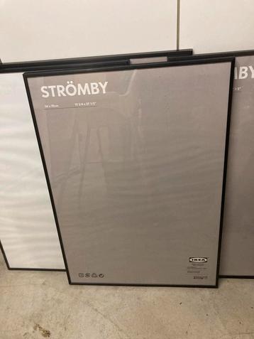 4 zwarte kaders IKEA, Comme neuf, Synthétique, Enlèvement, 50 à 75 cm