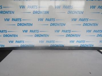 Zijskirt rechts van een Audi A4 beschikbaar voor biedingen