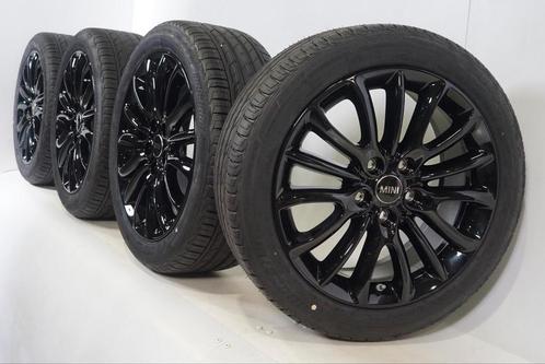 Zwarte velgen 7,5J x17 inch - ET54 |  Goodyear banden, Auto-onderdelen, Banden en Velgen, Velg(en), 17 inch, Ophalen