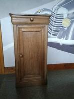 Chevet ou table de chevet ou commode en chêne