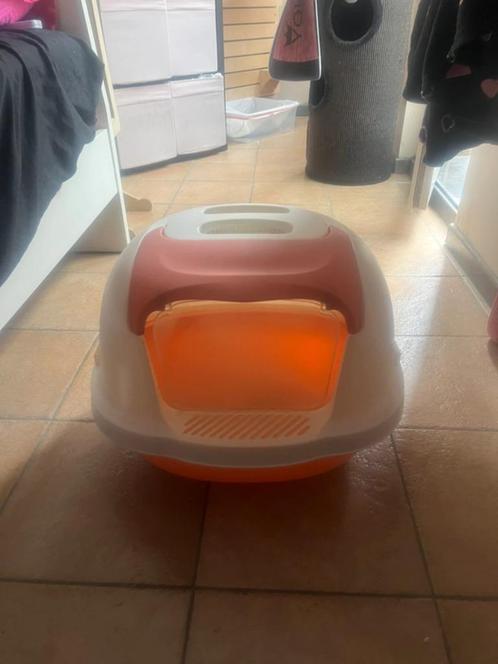 schattige roze kattenbak, Dieren en Toebehoren, Kattenbakken, Gebruikt, Gesloten, Ophalen of Verzenden