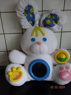 Vintage 1989 Fisher Price Discovery Bunny Rabbit Plush Toy, Kinderen en Baby's, Ophalen of Verzenden