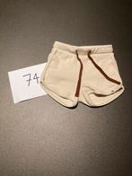 Short beige, Kinderen en Baby's, Babykleding | Maat 74, Zo goed als nieuw, Ophalen