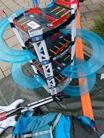 Speelgoedgarage - pakeertoren, Enlèvement, Comme neuf