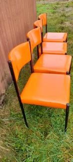 Oude oranje stoelen, Huis en Inrichting, Stoelen, Ophalen, Gebruikt