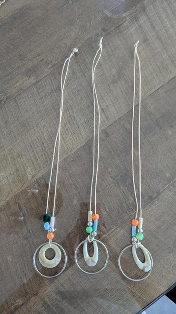 3x boho ketting  beschikbaar voor biedingen