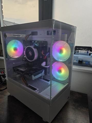 RTX 5060 🔥SuperSnelle Game PC / Ryzen 7 🎮RGB 🌈 beschikbaar voor biedingen