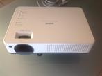 Sanyo PLC-XW56 projector in goede staat, Audio, Tv en Foto, Beamers, Ophalen of Verzenden