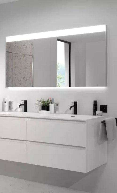Badkamerspiegel met verlichting 150x70, Huis en Inrichting, Badkamer | Badkamermeubels, Zo goed als nieuw, Ophalen