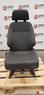 Occ Siège central Iveco, Utilisé, Iveco, Intérieur et Revêtement