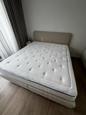 Matras pocketveer 180x200 beschikbaar voor biedingen
