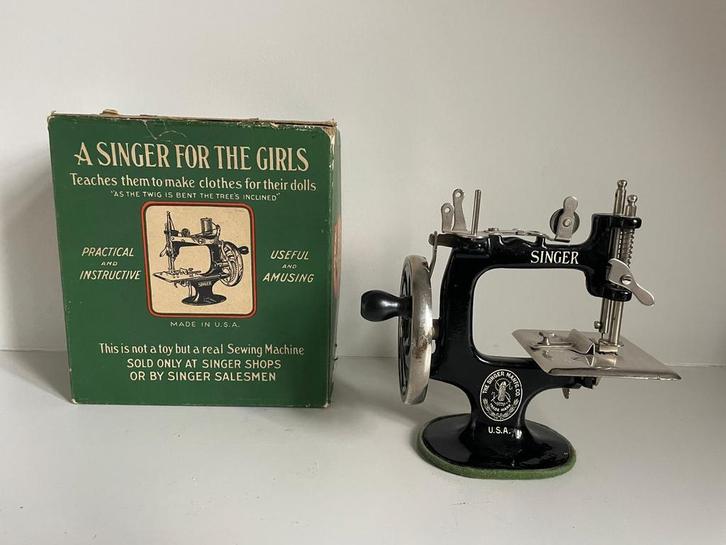 Singer naaimachine compleet met doos - in perfecte staat!, Antiek en Kunst, Antiek | Naaimachines, Ophalen of Verzenden