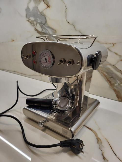 Illy Francis X1 Espresso koffiezet, Electroménager, Cafetières, Utilisé, Dosettes et capsules de café, Machine à espresso, 2 à 4 tasses