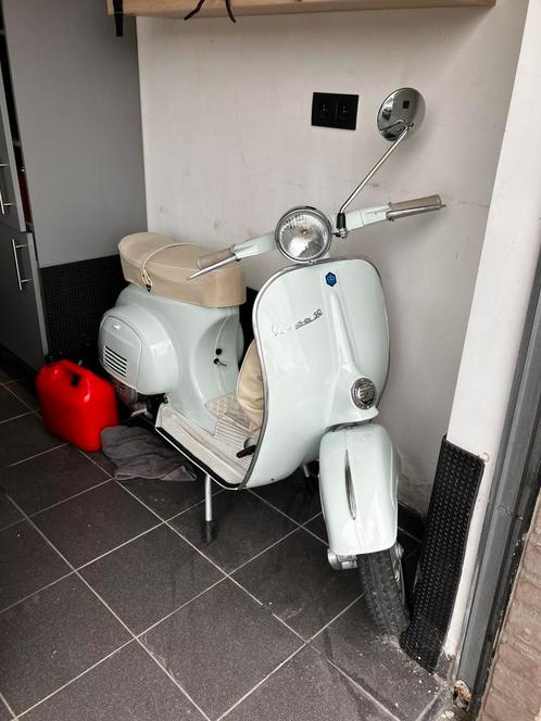 Vespa 50R 1974, Fietsen en Brommers, Scooters | Vespa, Zo goed als nieuw, Ophalen