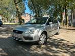 Ford Focus 1.4 essence 127 000 km, Autos, Focus, Argent ou Gris, Achat, 5 portes