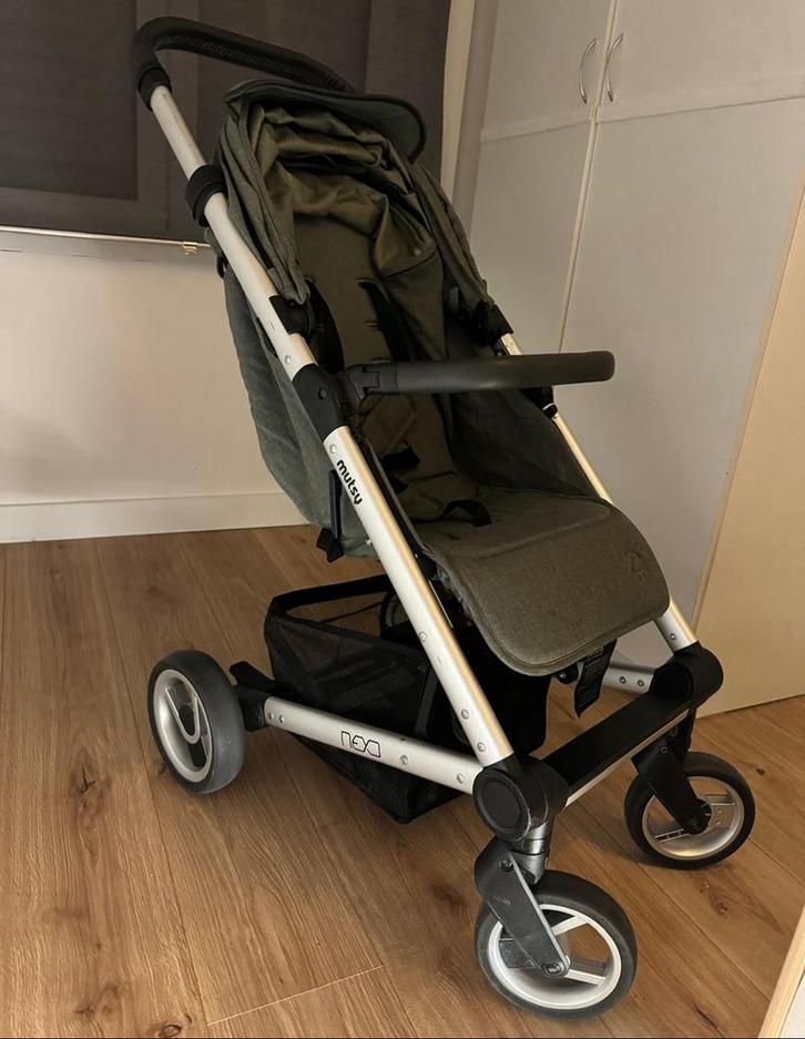 Buggy MUTSY Nexo Moss Grey, Enfants & Bébés, Buggys, Comme neuf, Dossier réglable, Ombrelle, Enlèvement