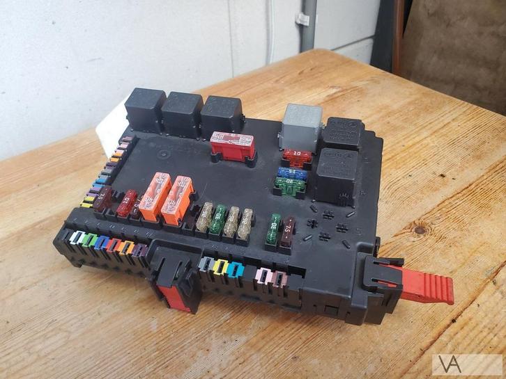 Mercedes S klasse W221 zekeringkast SAM achter a2215403250, Auto-onderdelen, Elektronica en Kabels, Mercedes-Benz, Gebruikt, Ophalen of Verzenden