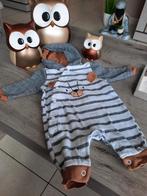 Boxpakje/pyjama met kap maat 56, Kinderen en Baby's, Ophalen of Verzenden