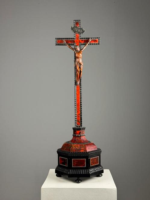Crucifix 19e eeuw Tortoise, Antiek en Kunst, Antiek | Religieuze voorwerpen, Ophalen