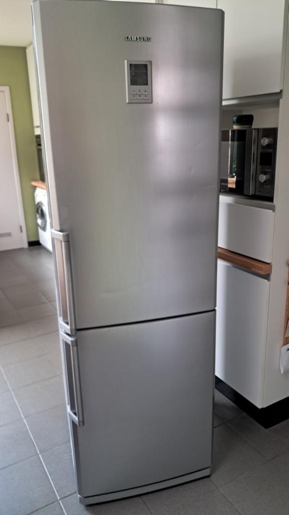 Samsung koelkast met diepvries, Elektronische apparatuur, Koelkasten en IJskasten, Gebruikt, Met aparte vriezer, 200 liter of meer